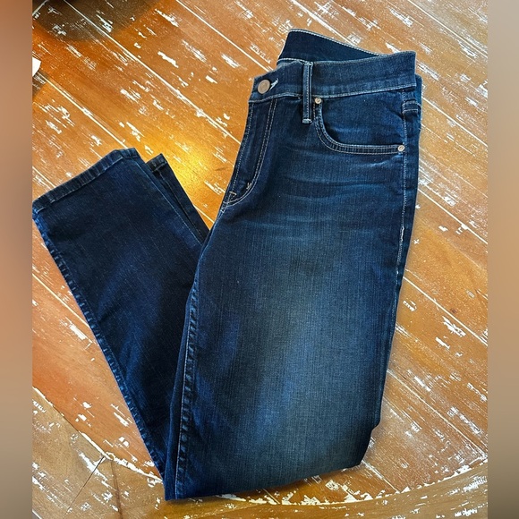 MOTHER Dropout ‘No Play’ Jeans - Picture 8 of 10